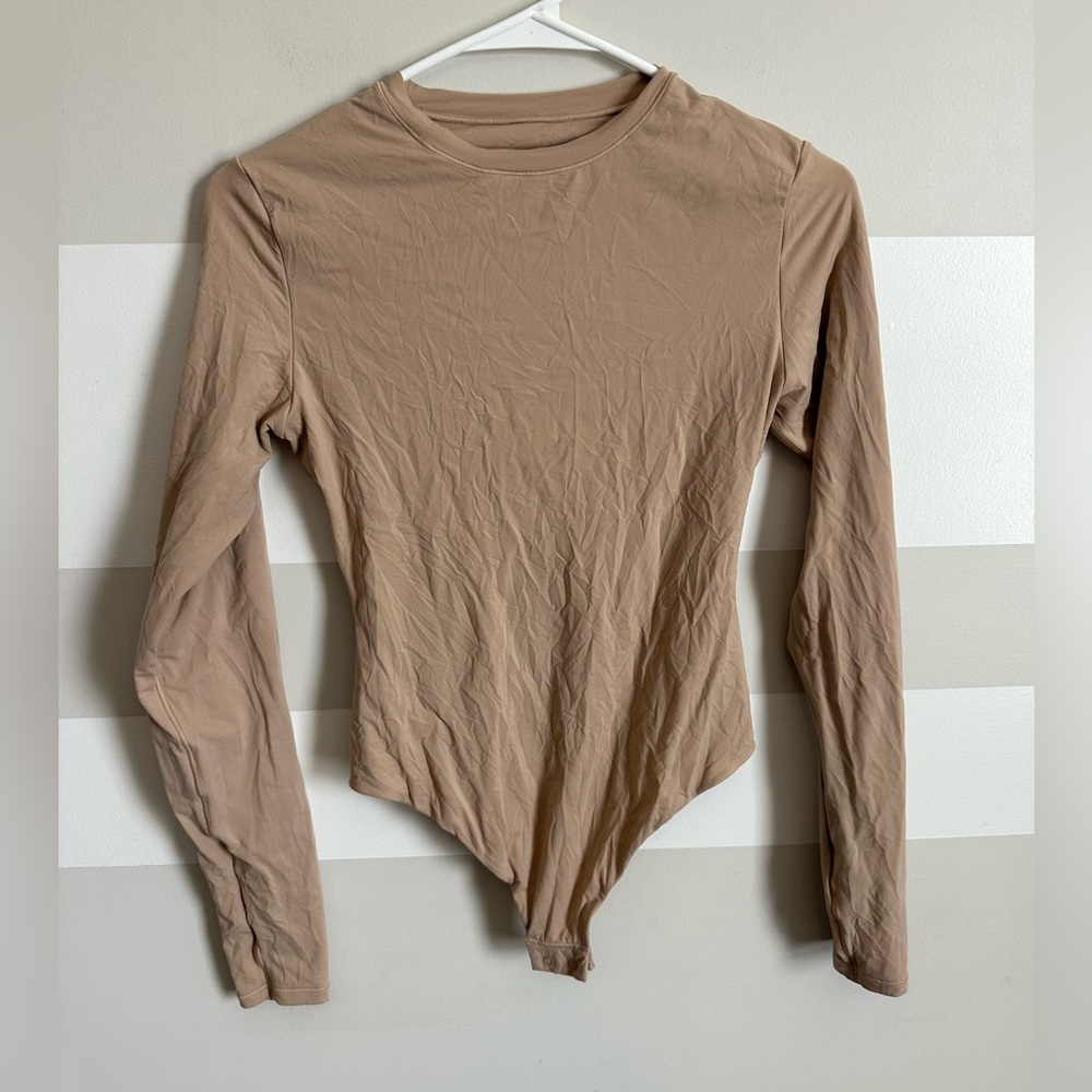 SKIMS Fits Everybody Long Sleeve Bodysuit - Picture 2 of 2
